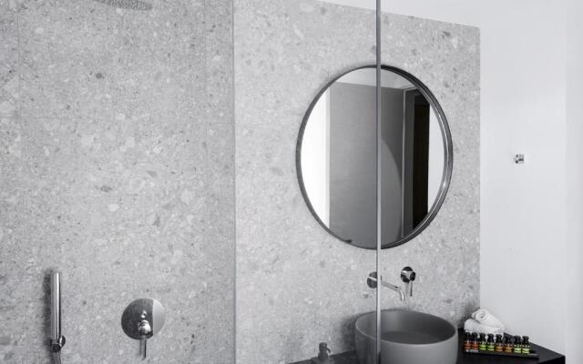 Azur Suites Glyfada