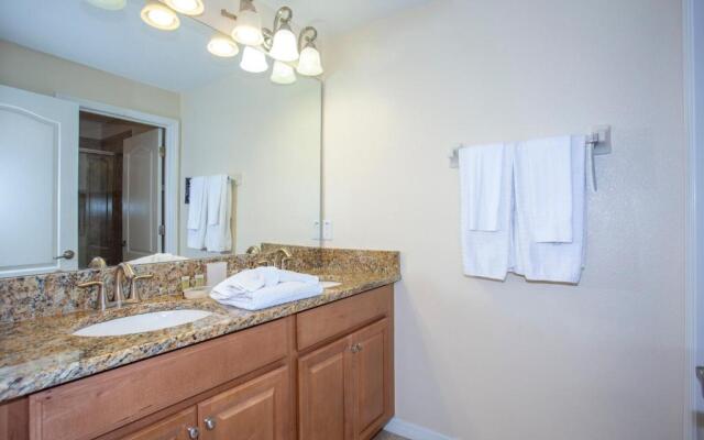 Stunning 4 Bd w/ Pool Close to Disney 8940