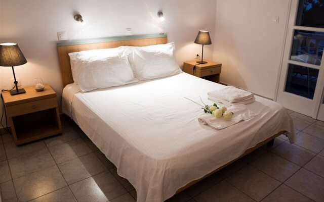 Lefkothea Hotel