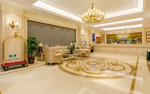Vienna International Hotel (Gaoxin Keji Road Metro Station Store)