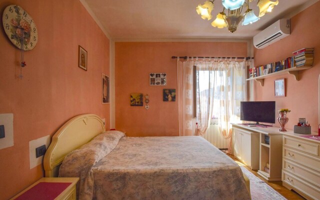 Stunning Home in Pietrasanta With 3 Bedrooms and Wifi