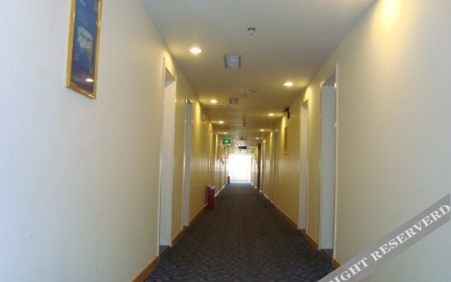 Yijia 365 Chain Hotel (Kaifeng Kaihua)