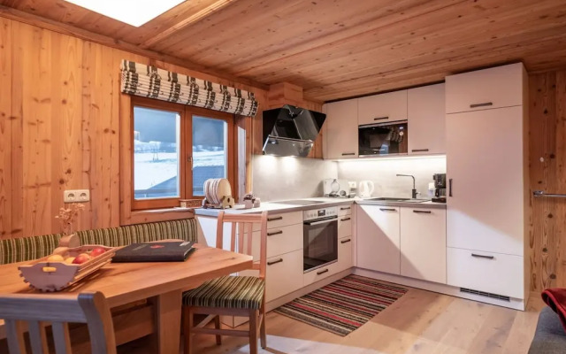 Wooden Apartment With Mountain View