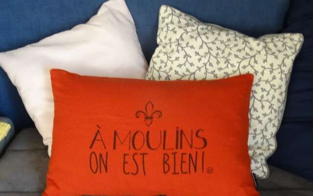 Studio Moderne avec jolie vue