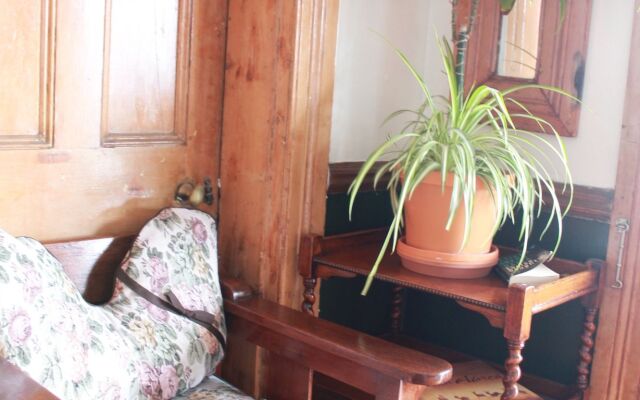 Central Hotel Guest House