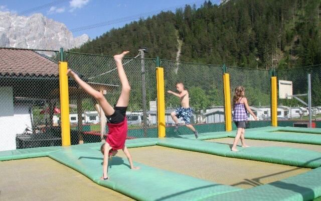 Biberhof Apartments & Camping