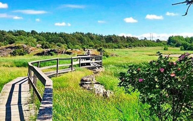 6 Person Holiday Home in Kyrkesund