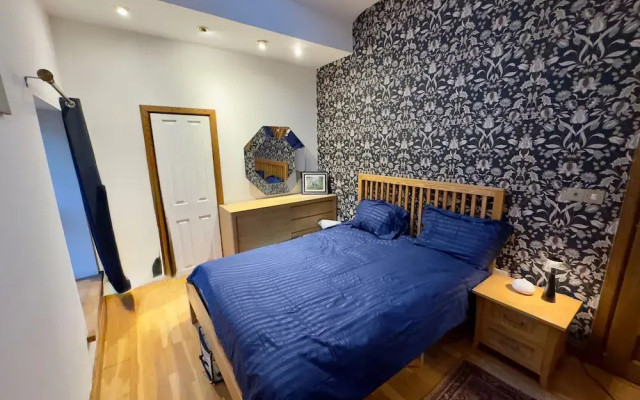 Sleeps 4 - Old Farmhouse - Near Pendle Hill