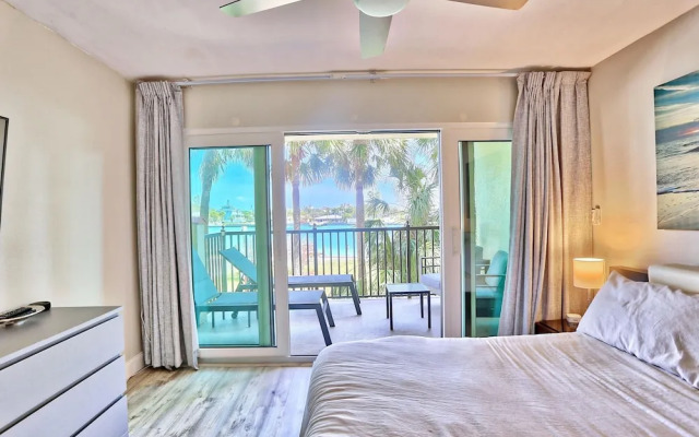 Land's End 1-206 Bay Front-premier
