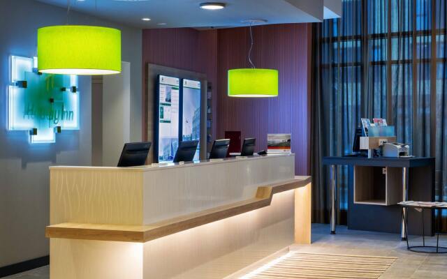 Holiday Inn Frankfurt Airport, an IHG Hotel