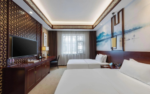Jingcui Huanyi Hotel