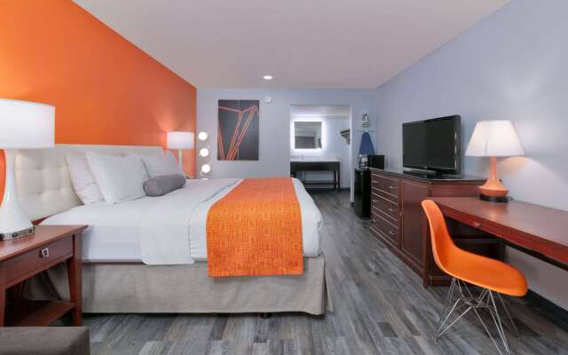 Howard Johnson by Wyndham San Marcos