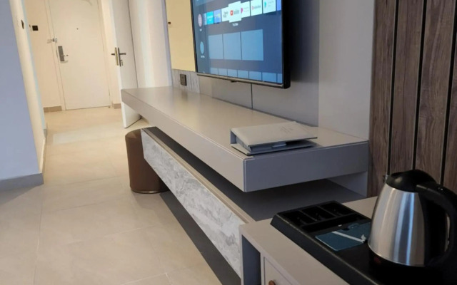 Imperial Suites Hotel
