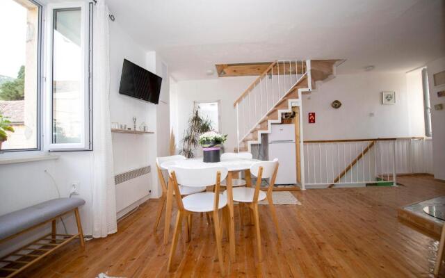 Beachfront Studio AndriNa