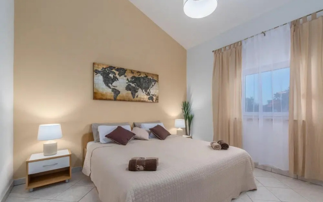 Awesome Home in Porec With Wifi and 2 Bedrooms - Hotel in Porec - Photo 2