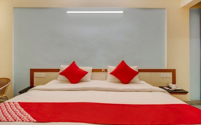 Capital O 40904 Hotel Satish Executive