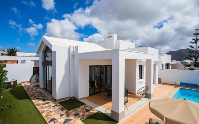 Casa Maurizio - Hot Tub & Heated Pool