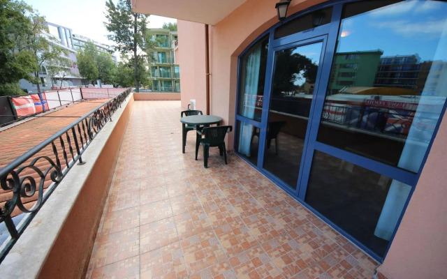 Apartment in Villa Bonita Complex