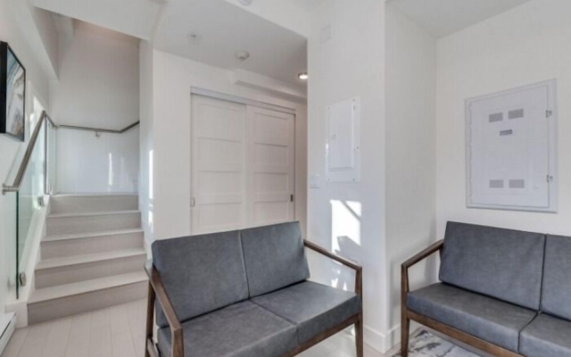 West-End Heritage Townhouse