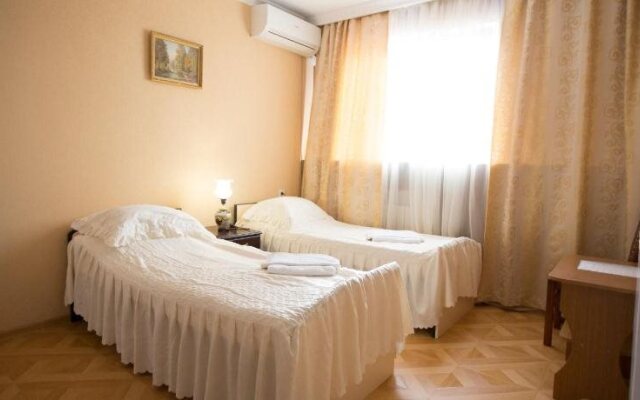 Kristina Hotel