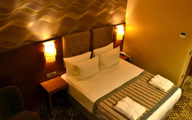 Adranos Hotel