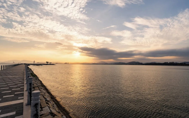 Fuwan Haitao Meishu Lingshui Haitang Bay