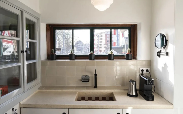 SWEETS - Overtoomsesluis