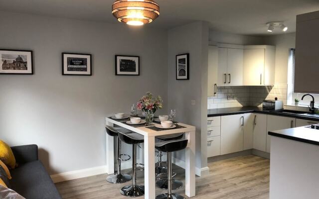 City Central Townhouse by BHR Apartments