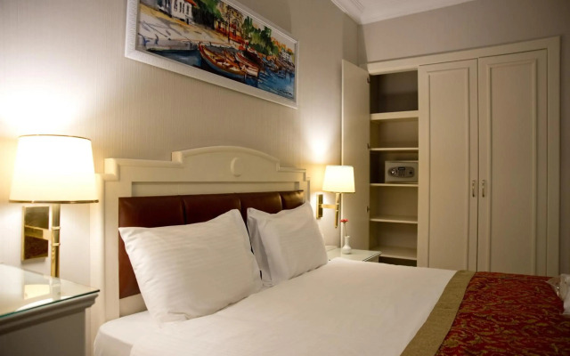 Taksim Metropark Hotel