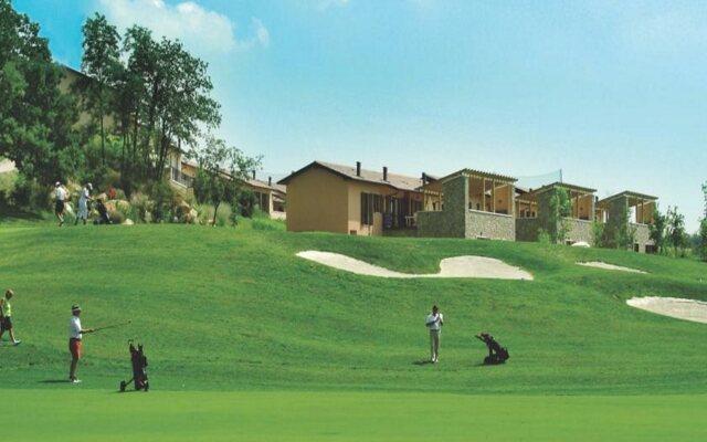 Golf Residence