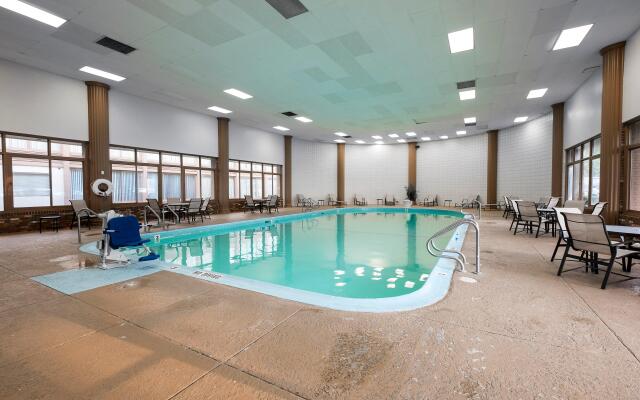 Red Roof Inn PLUS+ Boston - Woburn/ Burlington