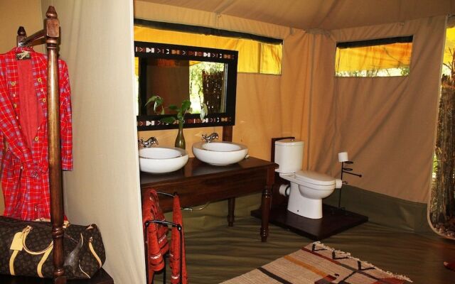 Mara Ngenche Safari Camp