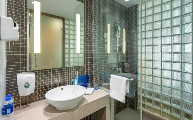 Holiday Inn Express Shanghai Gongkang by IHG