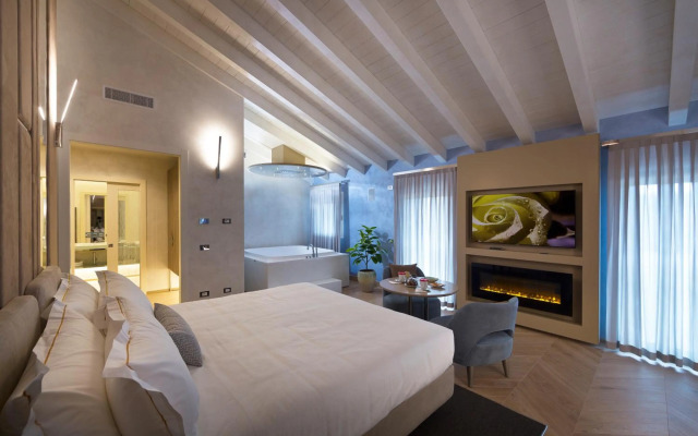 Vip's Motel Luxury Accommodation & Spa