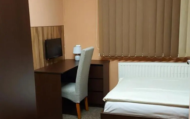Motel Maria