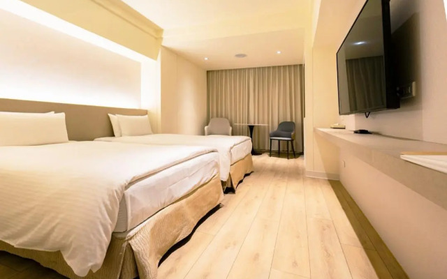 Tainan California Villa