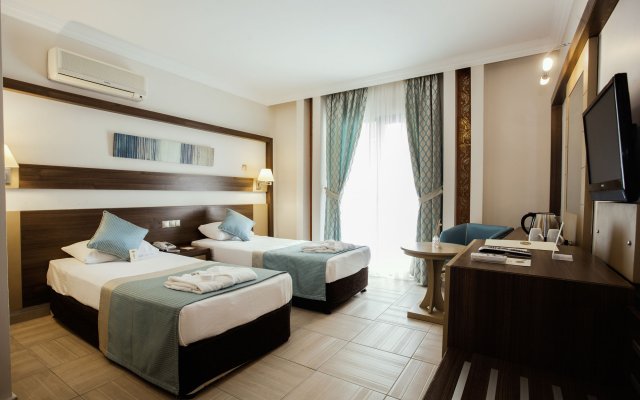 Adin Beach Hotel