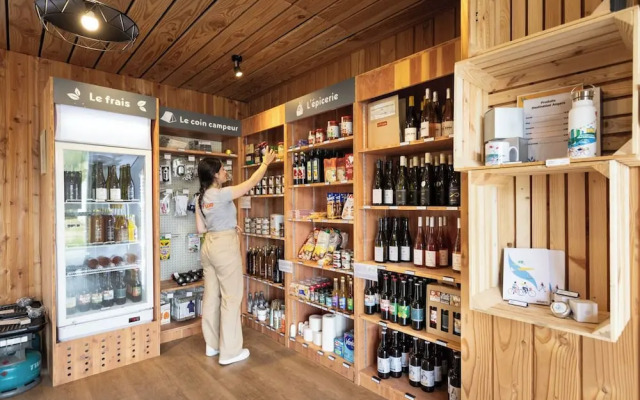 Camping dAngers du Lac de Maine