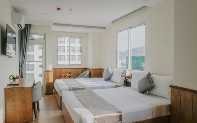 Glory Hotel – Guest Rooms – Nha Trang