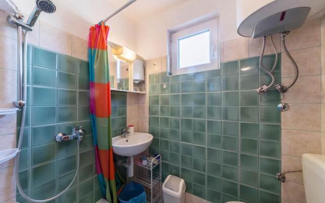 Amazing Apartment in Fazana With Wifi and 2 Bedrooms