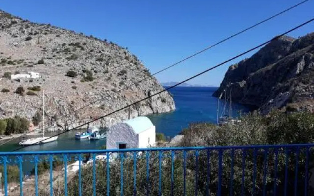 Pension Manolis
