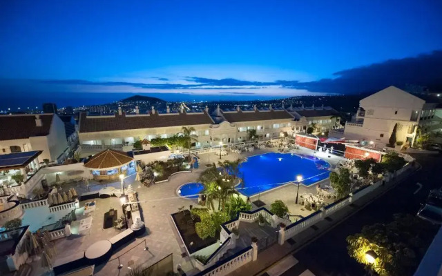 Hollywood Mirage - Excel Hotels & Resorts