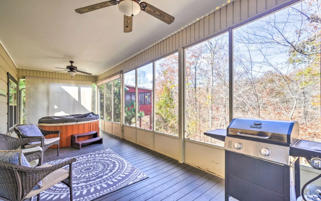 Irresistible Retreat w Pool Hot Tub Arcade