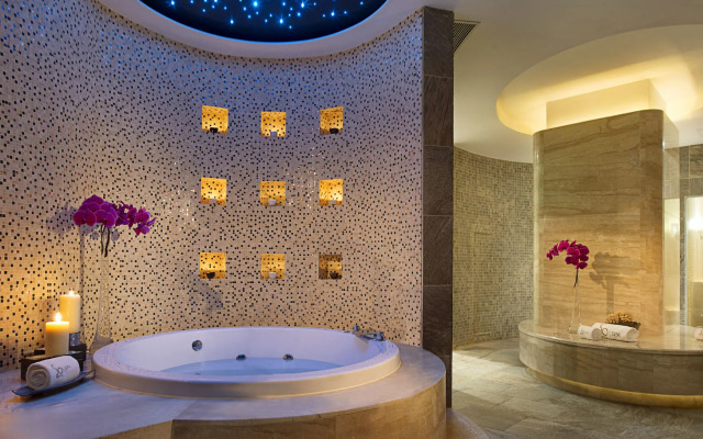 Sofitel Macau At Ponte 16