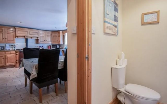 Bullcroft - 6 Bedroom House - Oxwich