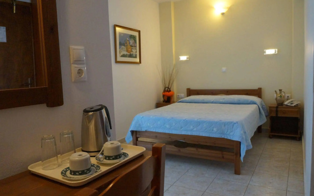 Zeus Hotel