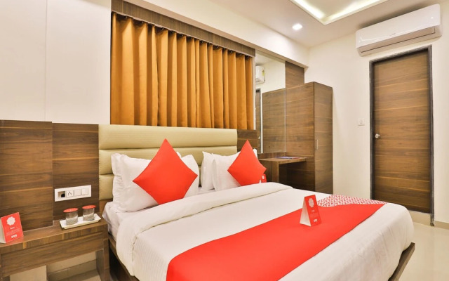 OYO 11922 Hotel Sunstar Inn