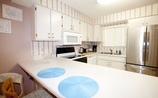 Portside Resort by Panhandle Getaways
