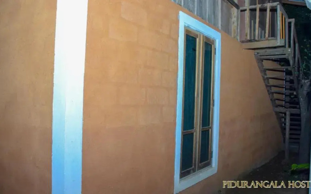 Pidurangala Hostel