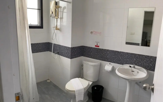 Baan Mae Suvarnabhumi Airport